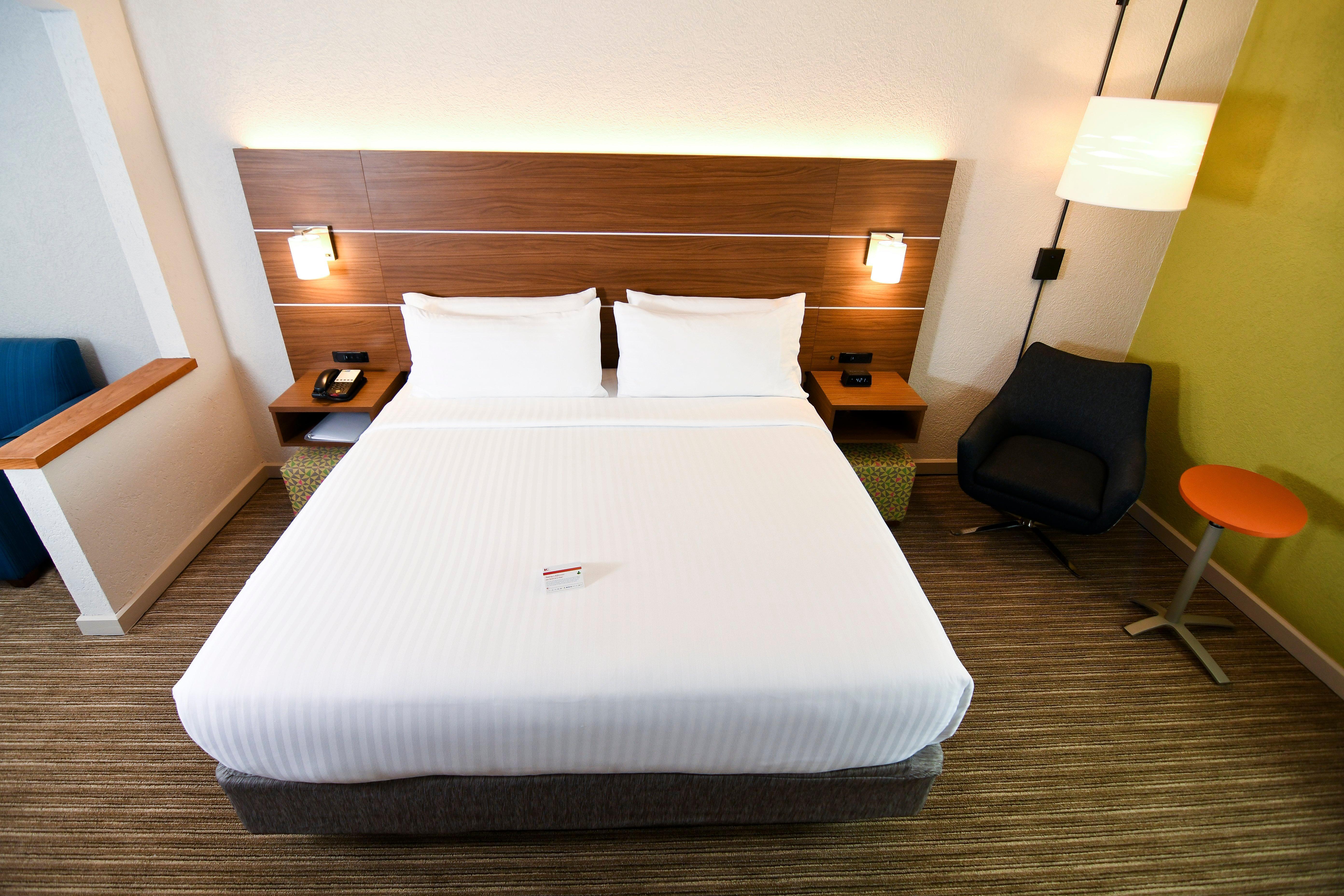 Holiday Inn Express Hotel & Suites Port Clinton-Catawba Island By Ihg Екстериор снимка